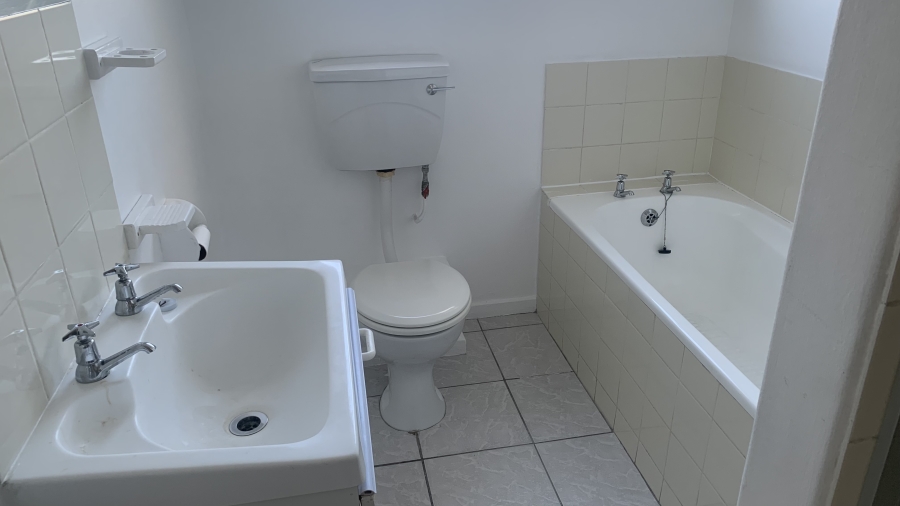 2 Bedroom Property for Sale in Greenways Golf Estate Western Cape